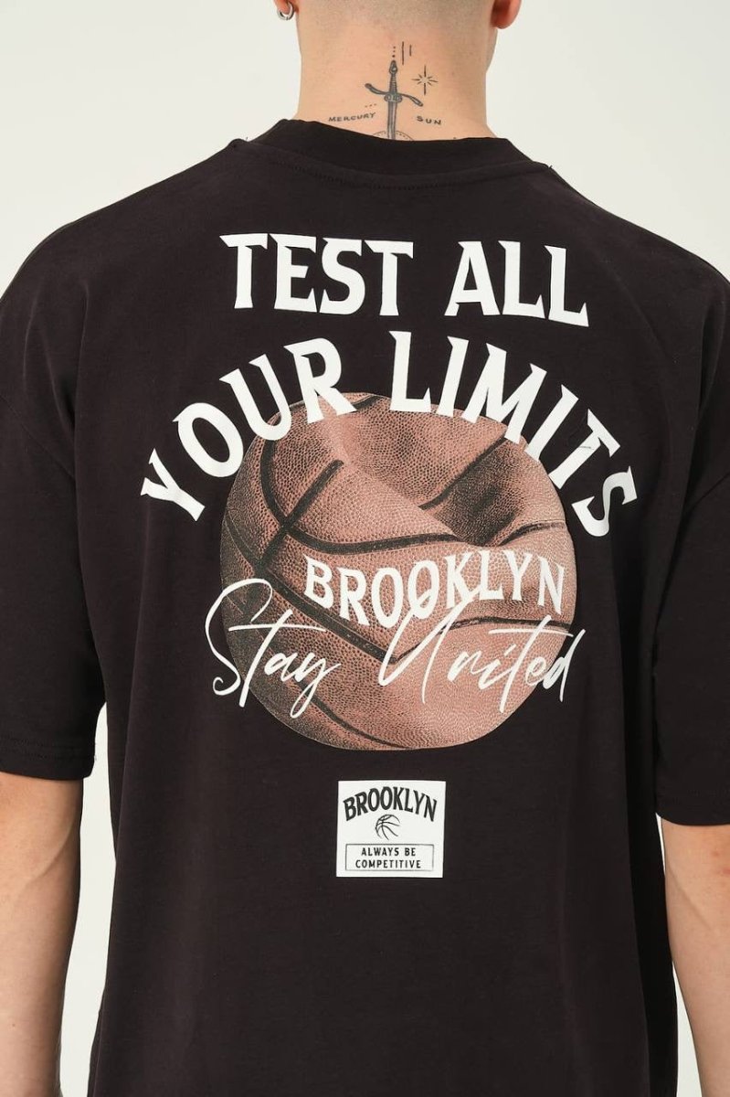 Brooklyn Tshirt mit Backprint - StreetwearSociety - Inspired by the Streets, Driven by Culture